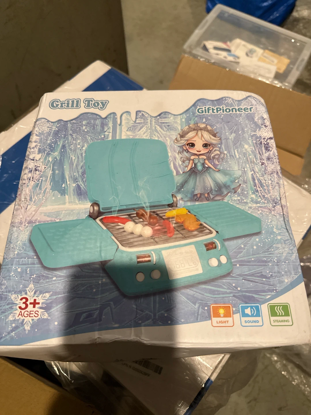 GiftPioneer Grill Toy