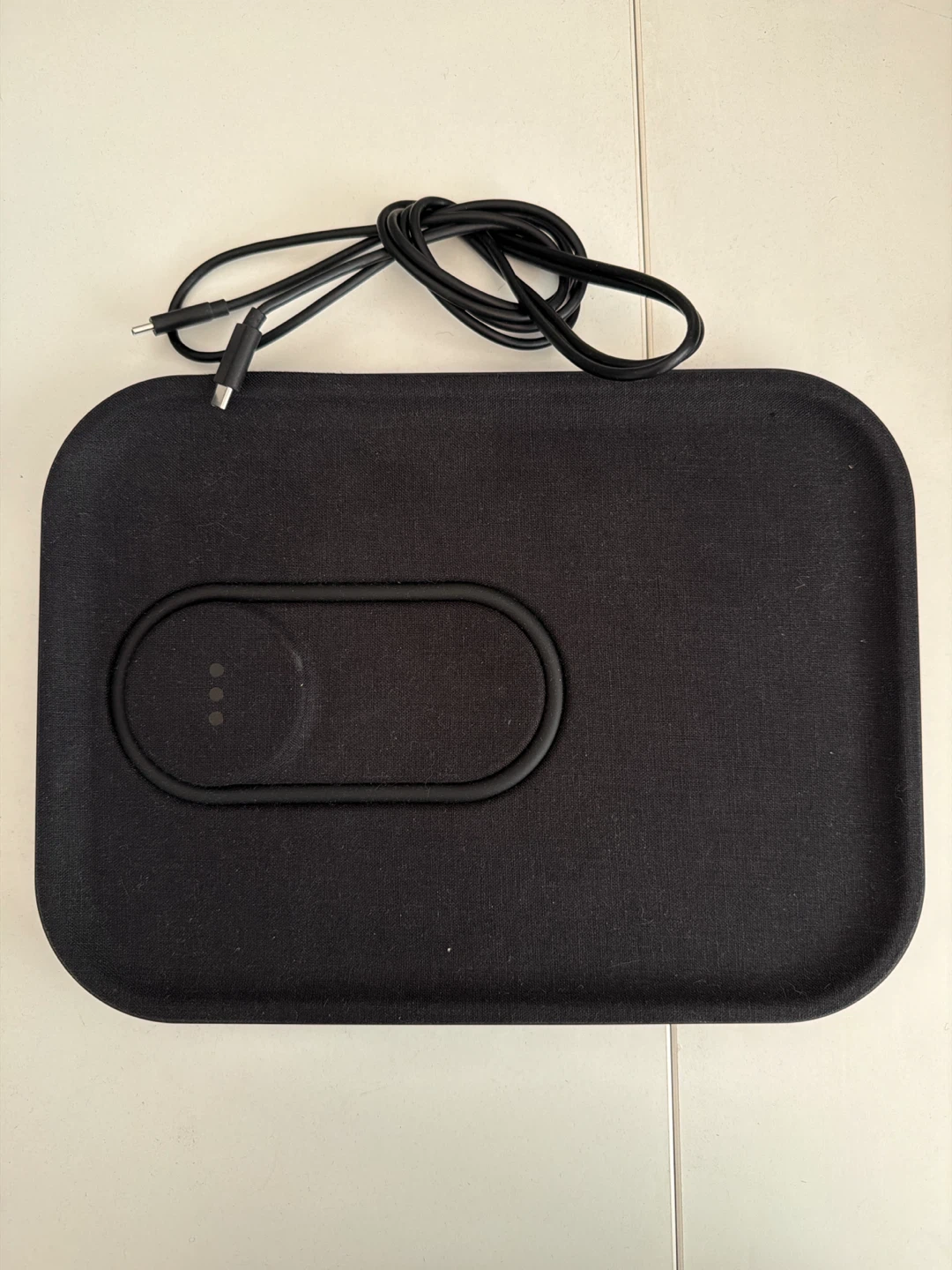 COURANT CR-MAG3-ES-BK Wireless Charging Pad