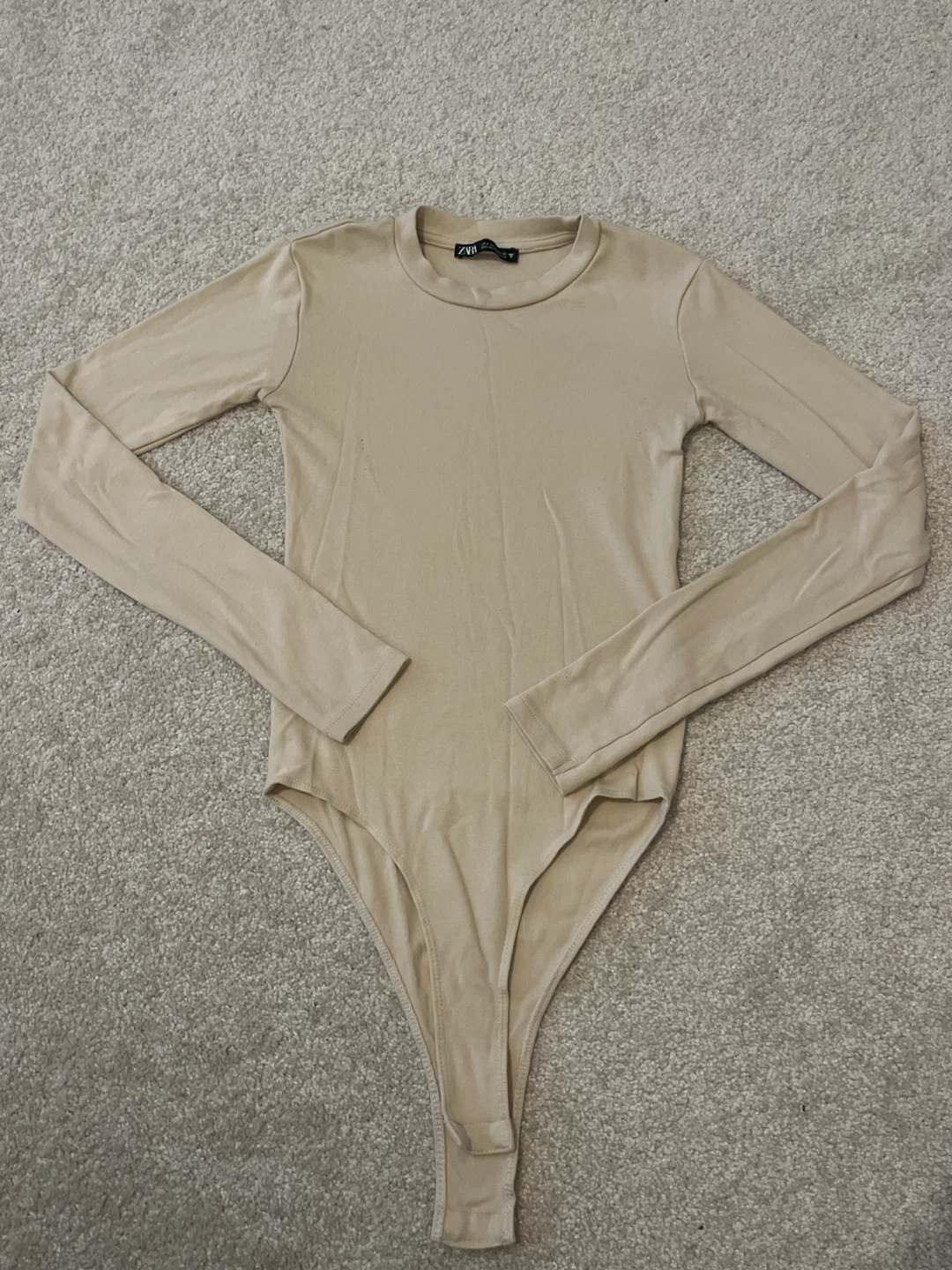 Zara Long Sleeve Beige Bodysuit S