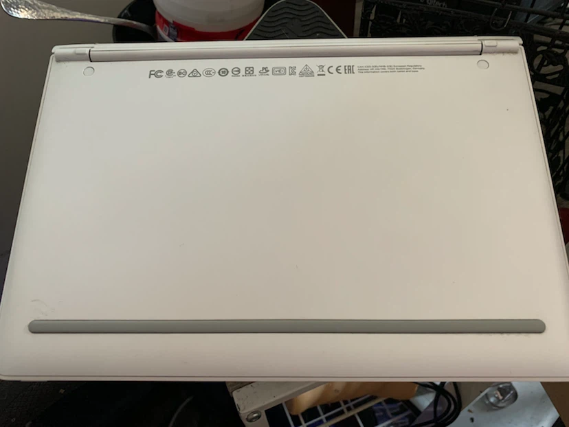 HP Pavillion 2 in 1 detachable laptop/tablet LIKE NEW! - photo 4