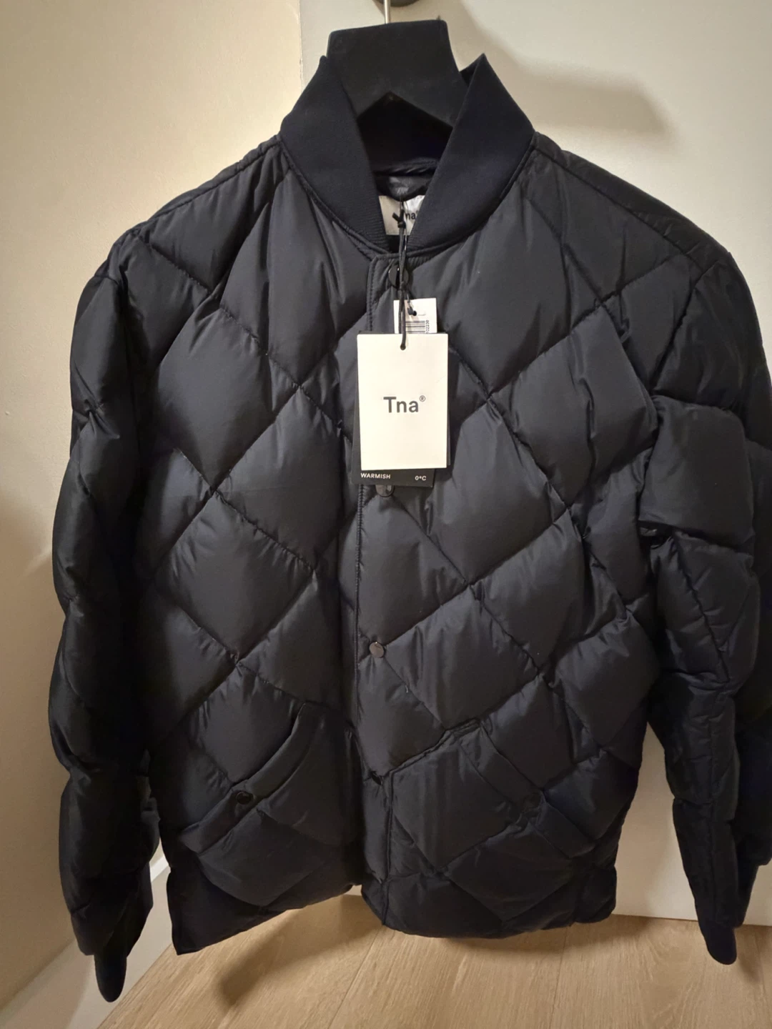 BNWT Aritzia TNA Archive Quilted Jacket - Black - XXS - photo 4