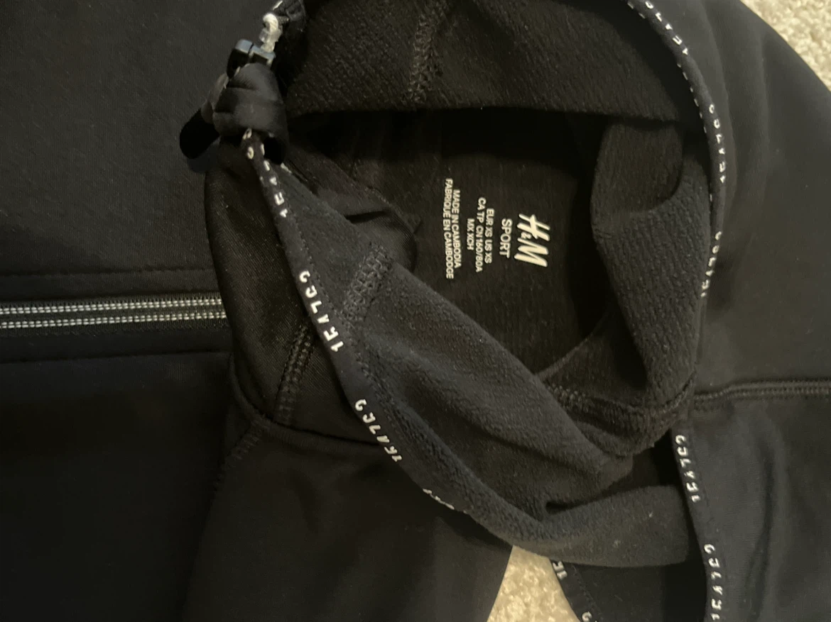 H&M Sport Black Full Zip Hoodie - photo 2
