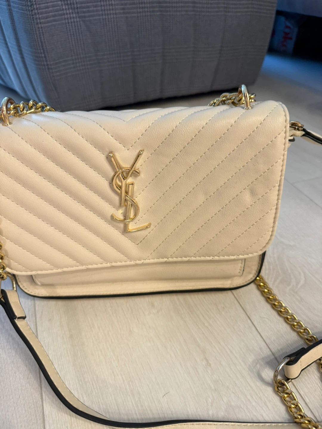 Cream Quilted Shoulder Bag with Gold Chain - photo 2