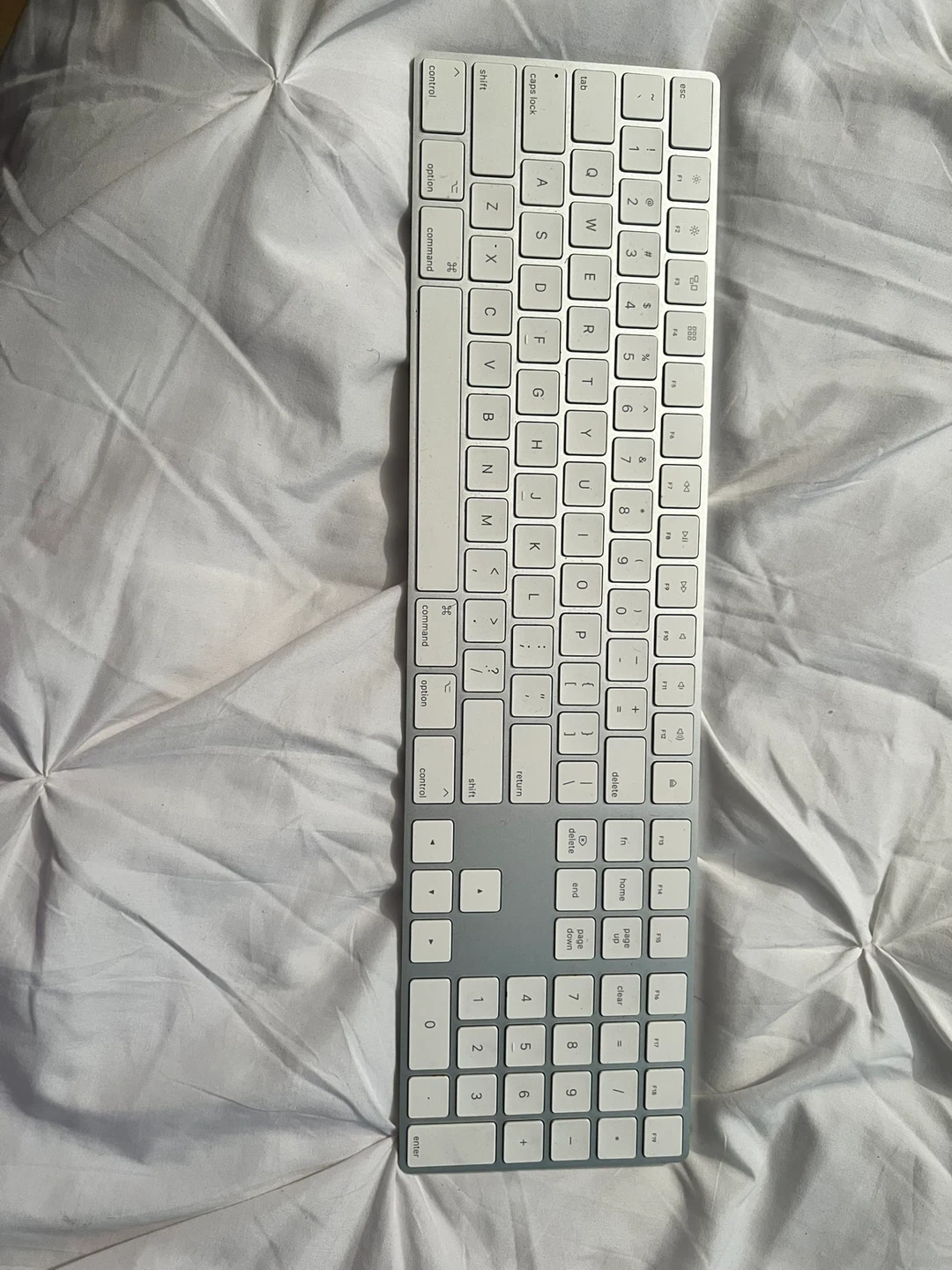 Apple Magic Keyboard - photo 2