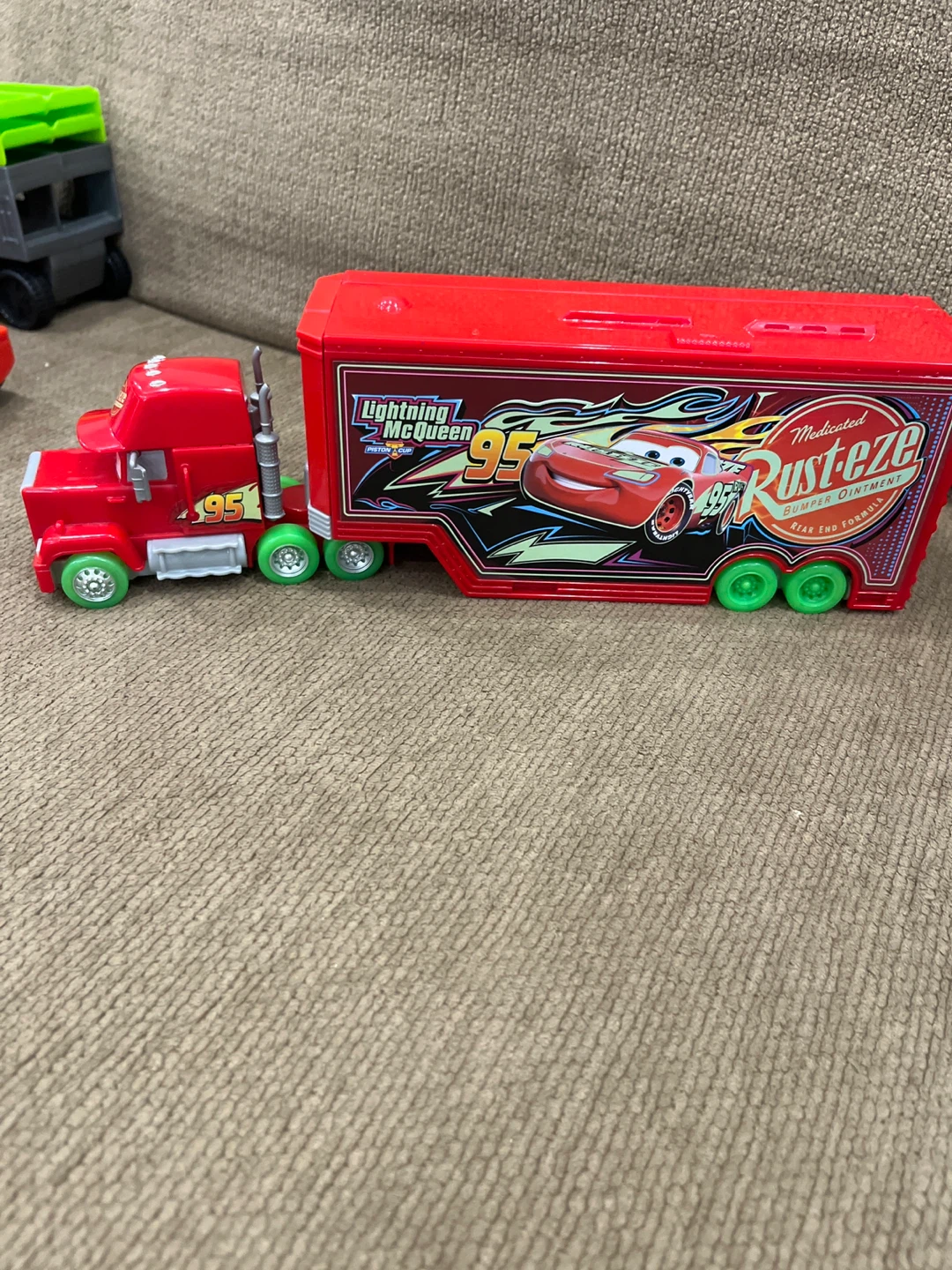 Disney Pixar Cars Mack Hauler Playset