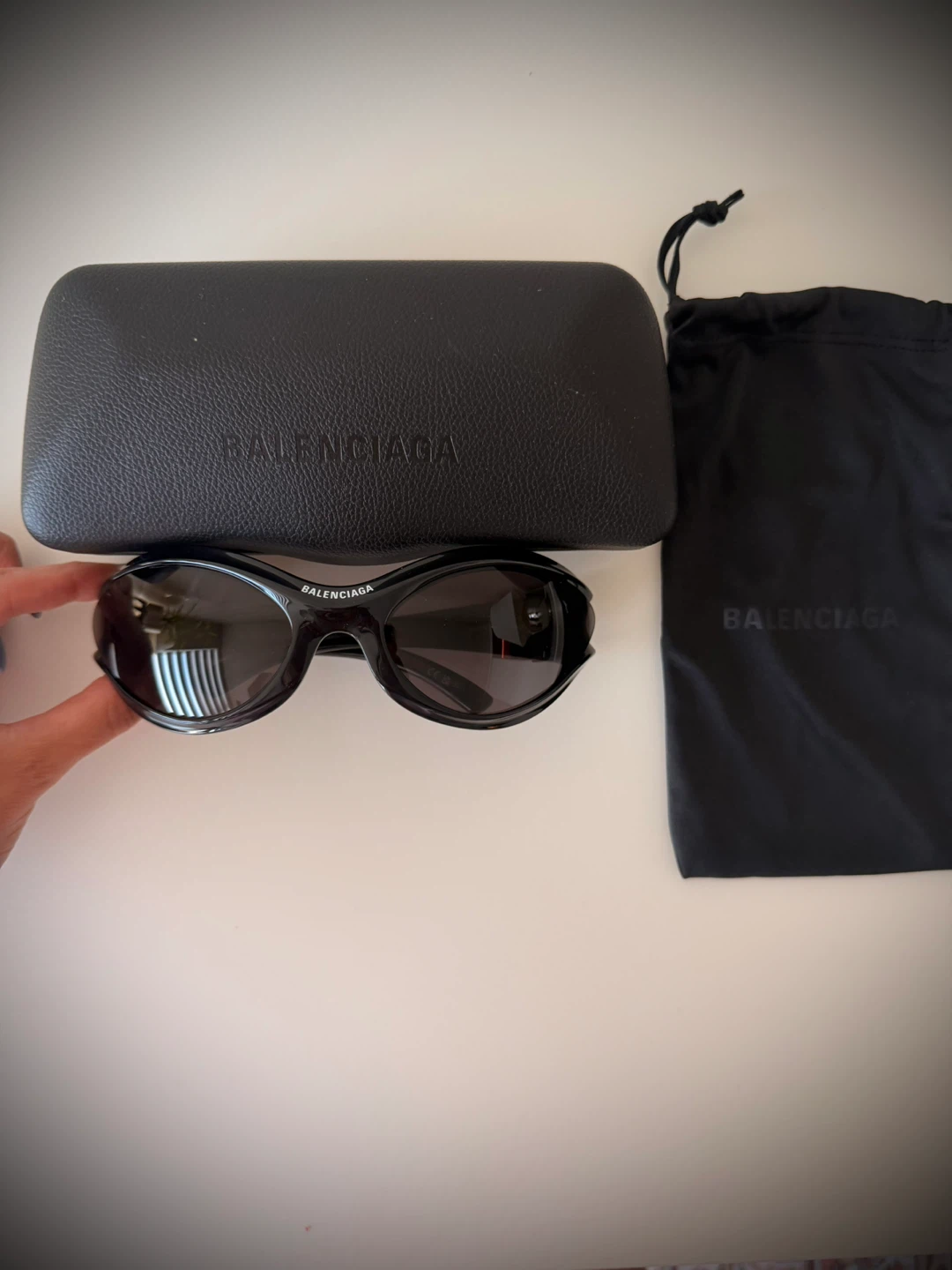 Balenciaga Black Sunglasses - photo 3