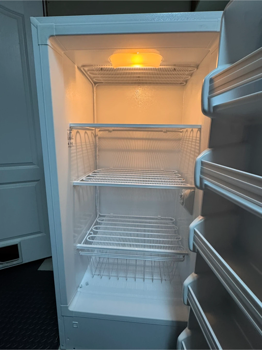 Frigidaire Upright Freezer FFU13M3HW2 - photo 5