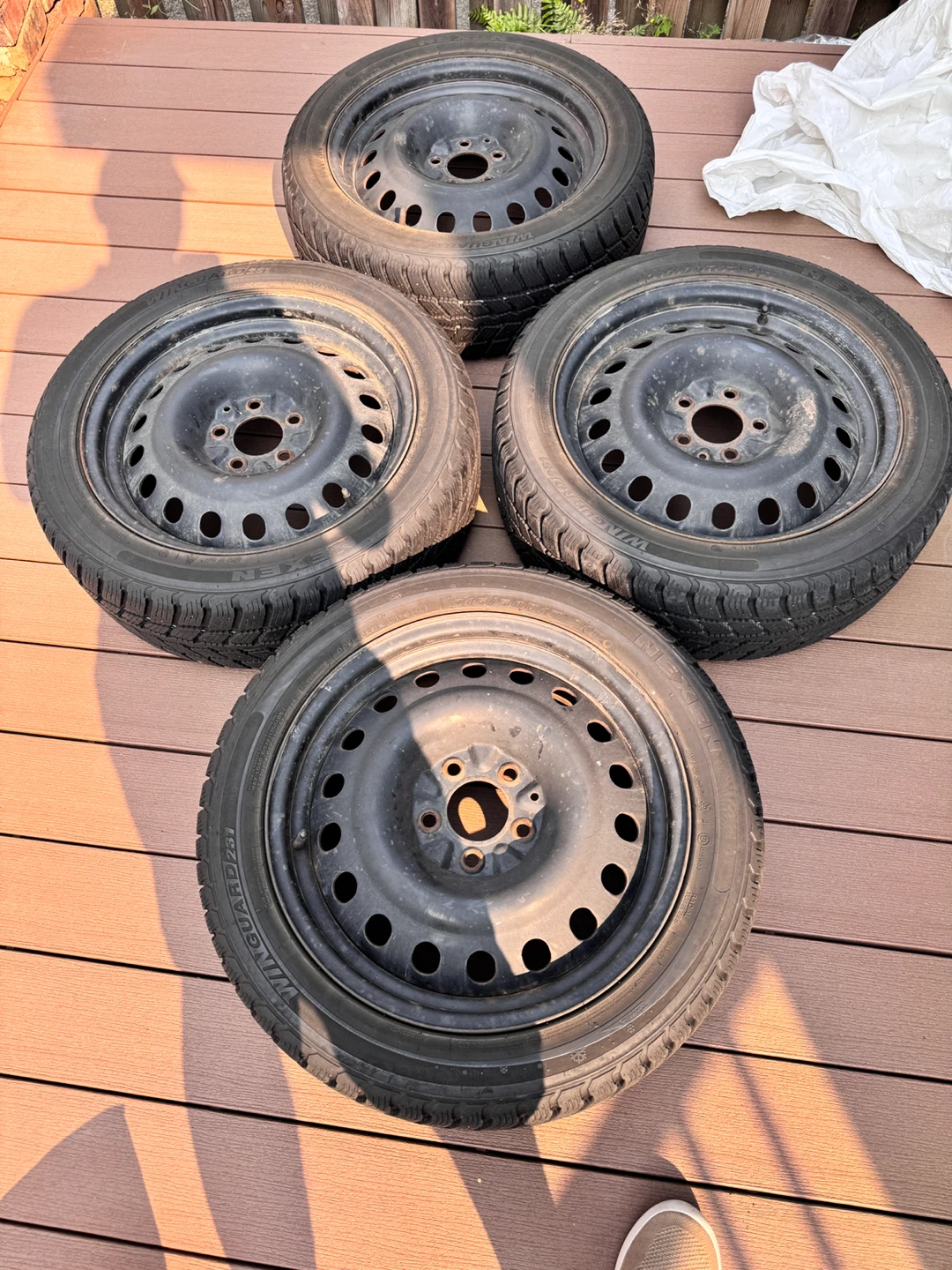 Set of 4 Nexen Winter Tires on Rims