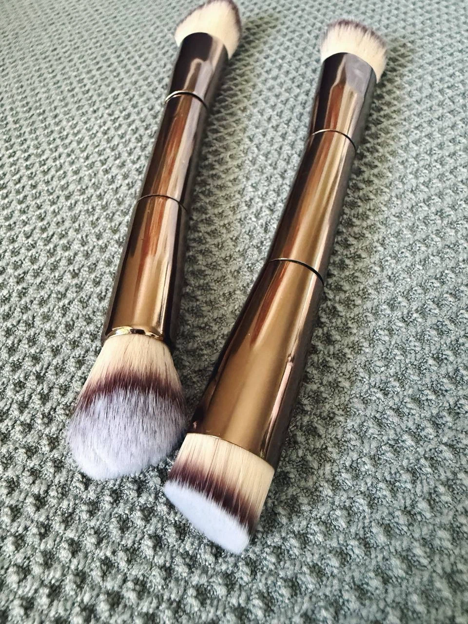 Double-Ended Foundation & Contour Makeup Brush – Set of 2 - photo 5