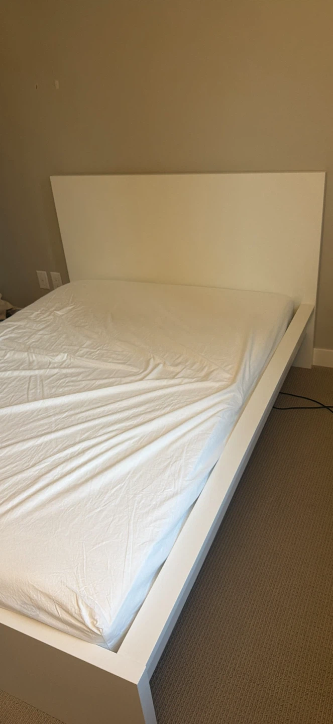 IKEA Double Bed + Mattress (only 3 months old) - photo 4