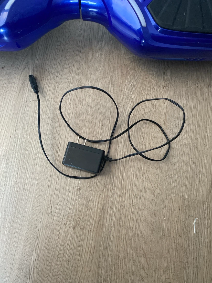 Hover board used(ONLY EXCEPT CASH!) - photo 4