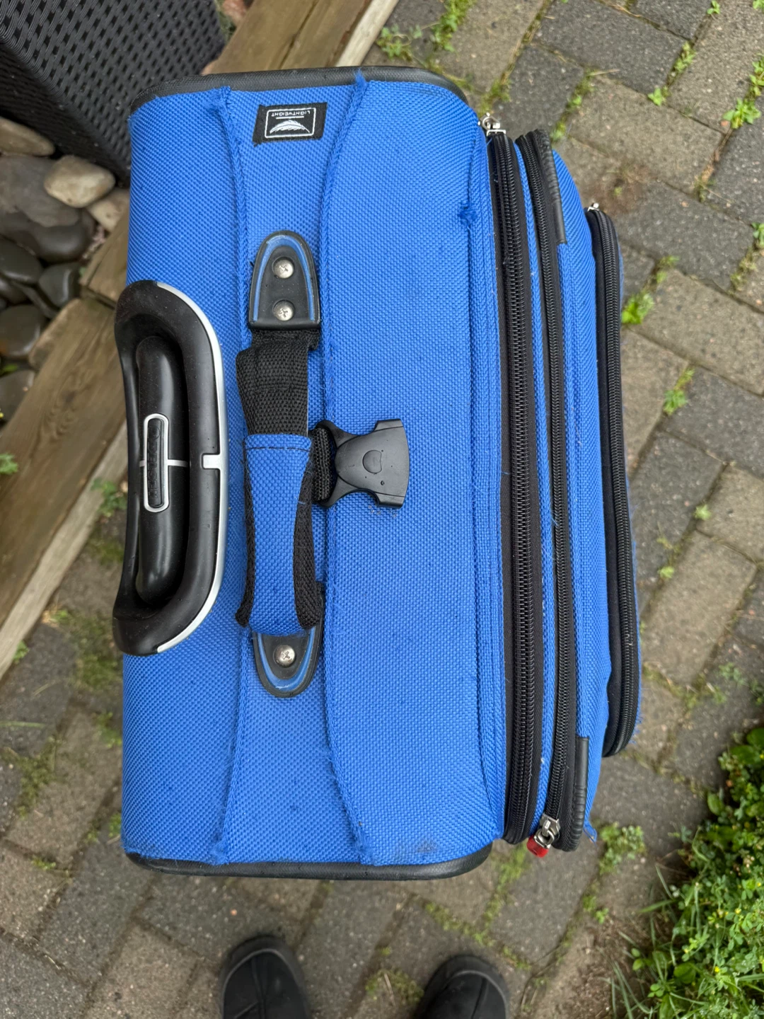Large blue Rolling Expandable Suitcase - photo 5