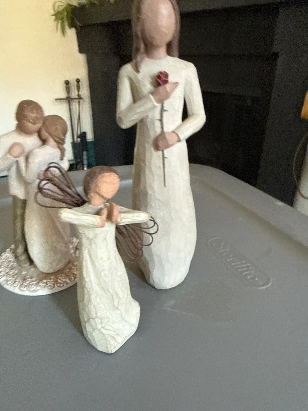 Willow Tree Figurines - Promise, Angel of Happiness, Love