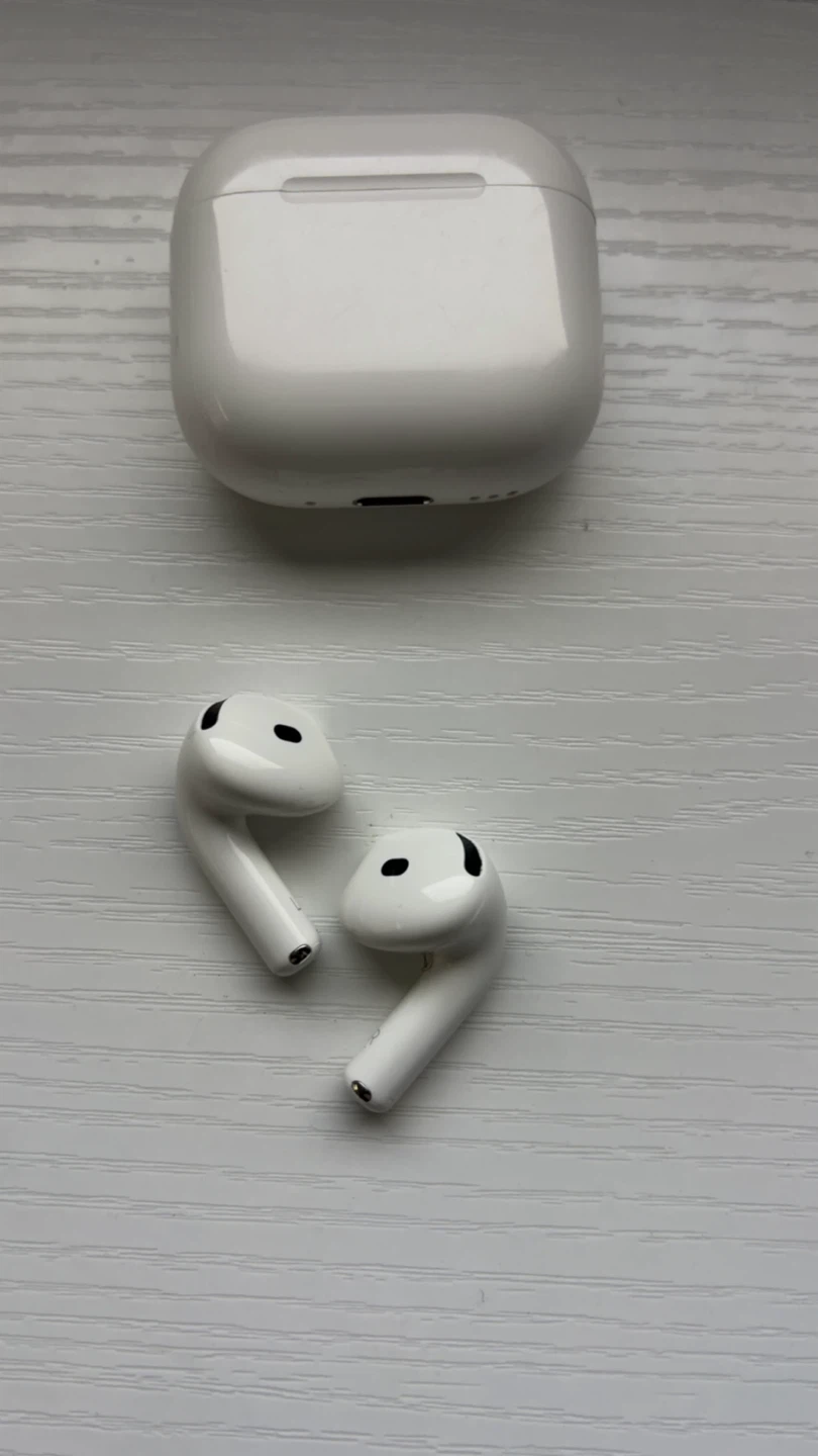 Apple Airpods 4 ANC (Active Noise Cancellation) - photo 4