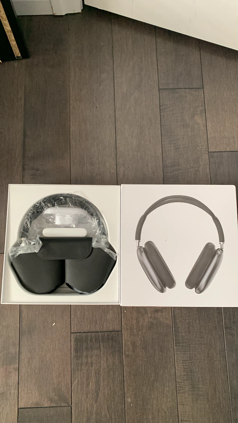 Apple AirPods Max Headphones