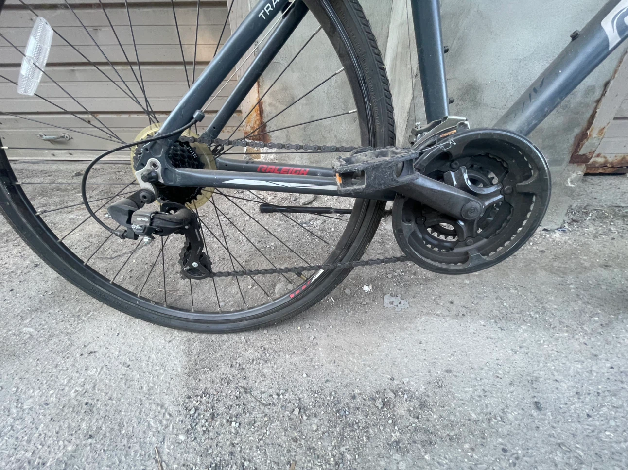 Raleigh Overtake Hybrid Bike 21-Speed - photo 3
