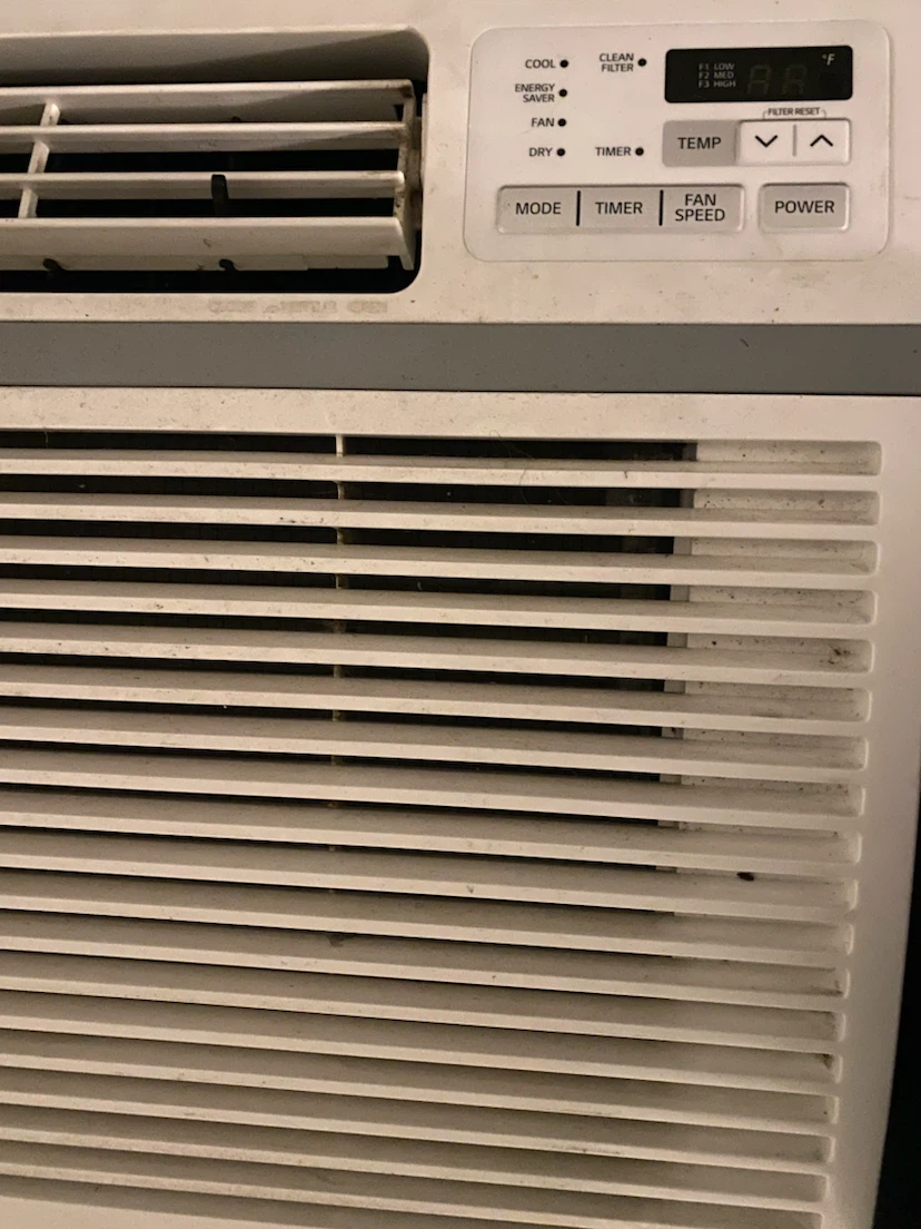 LG Window Air Conditioner - photo 2