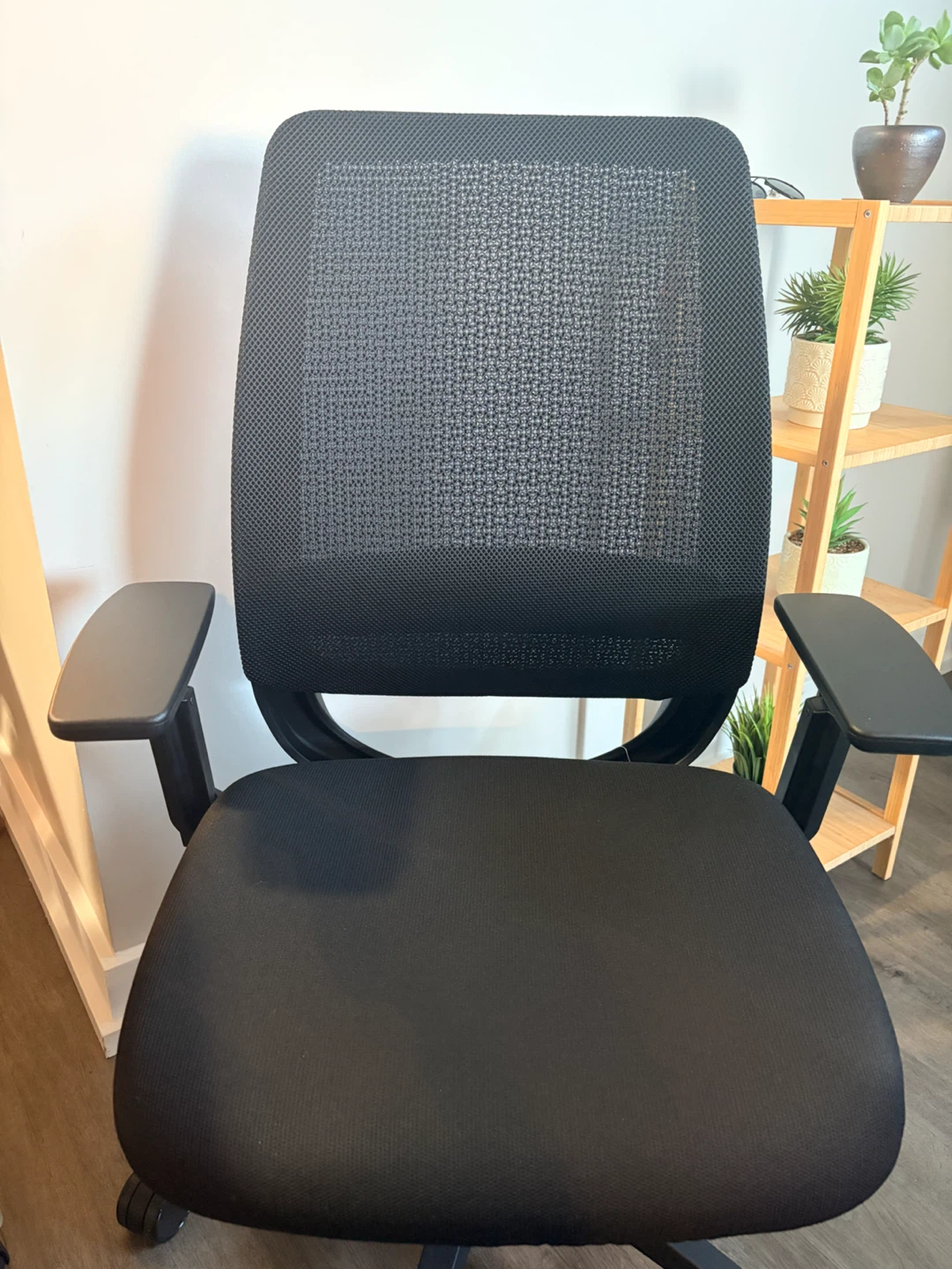 Steelcase Amia Air- Office Chair - photo 4