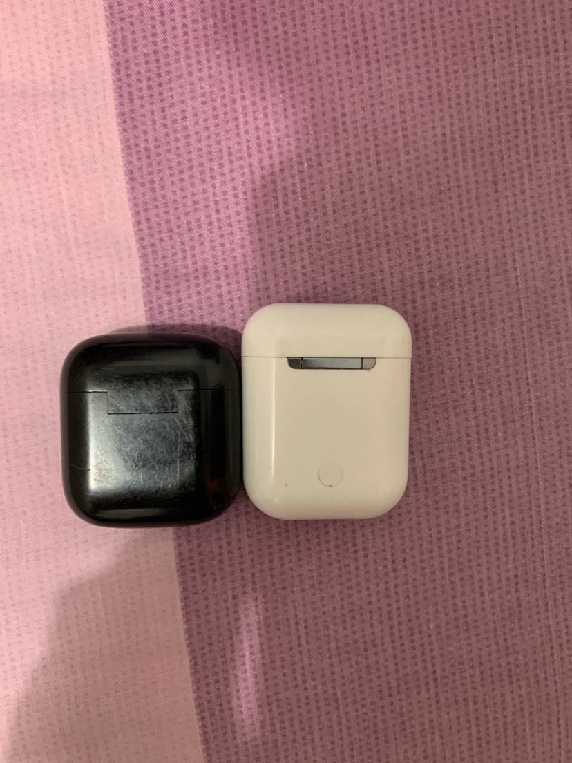 Wireless airbuds (two pairs) - photo 3