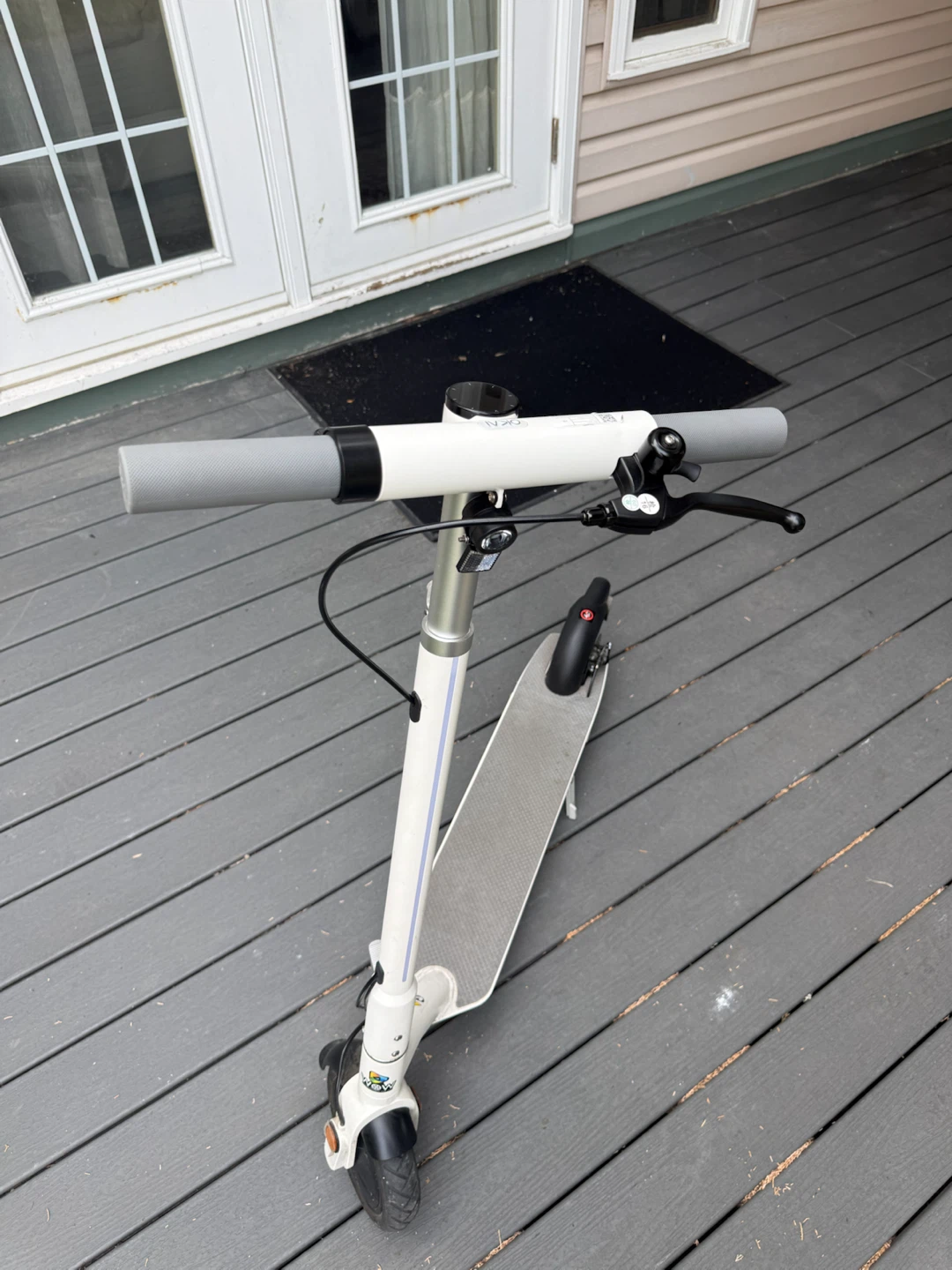 OKAI Neon ES20 eScooter Electric Scooter White