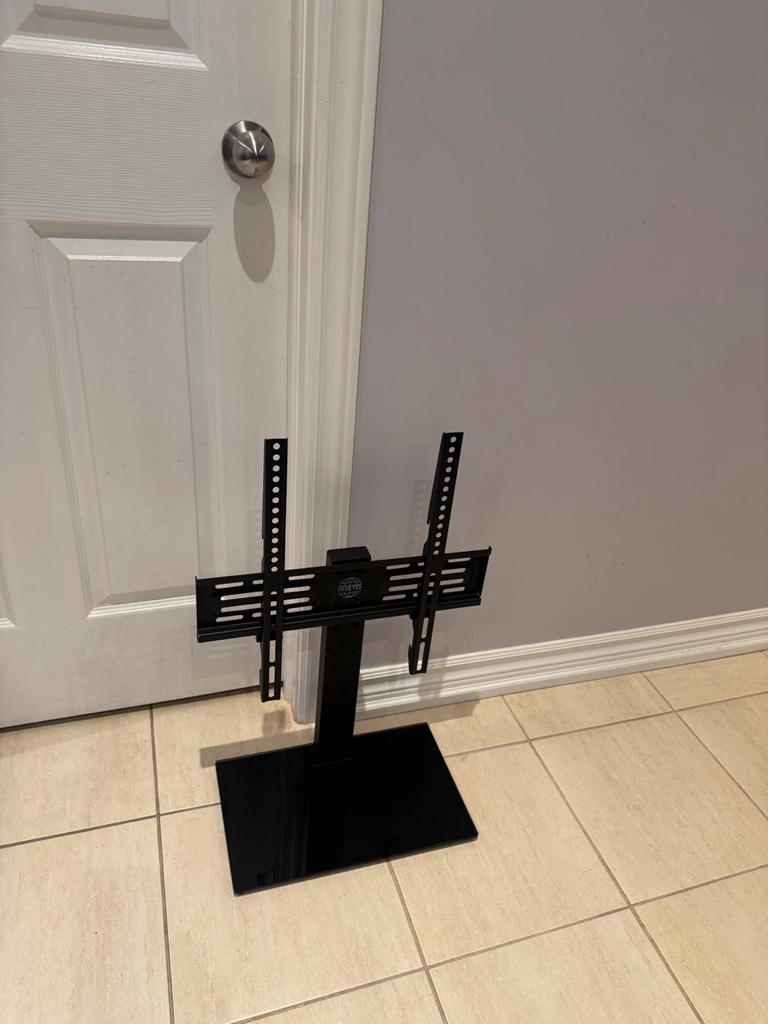 FITUEYES TV Stand