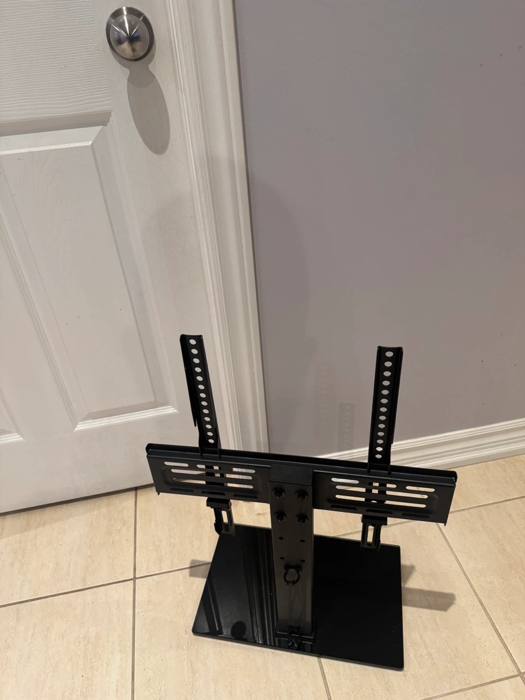 FITUEYES TV Stand - photo 2