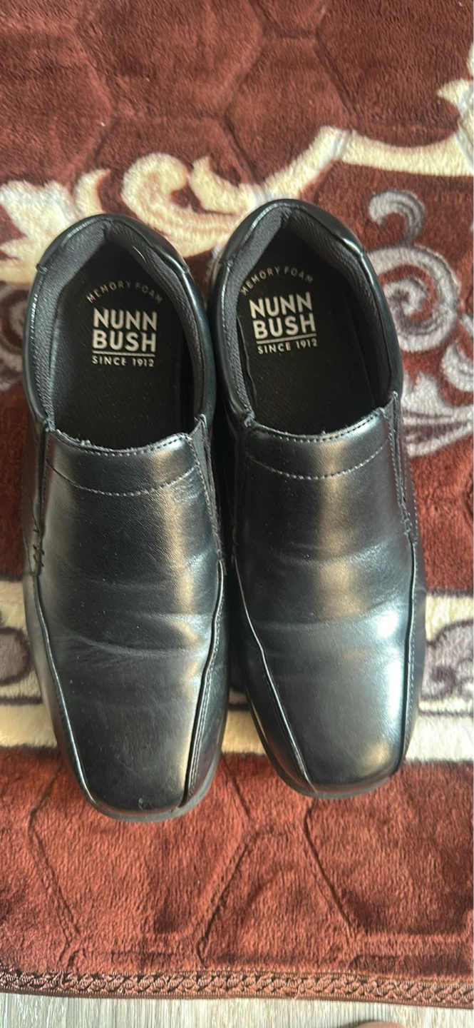 Nunn Bush Black Slip-On Shoes