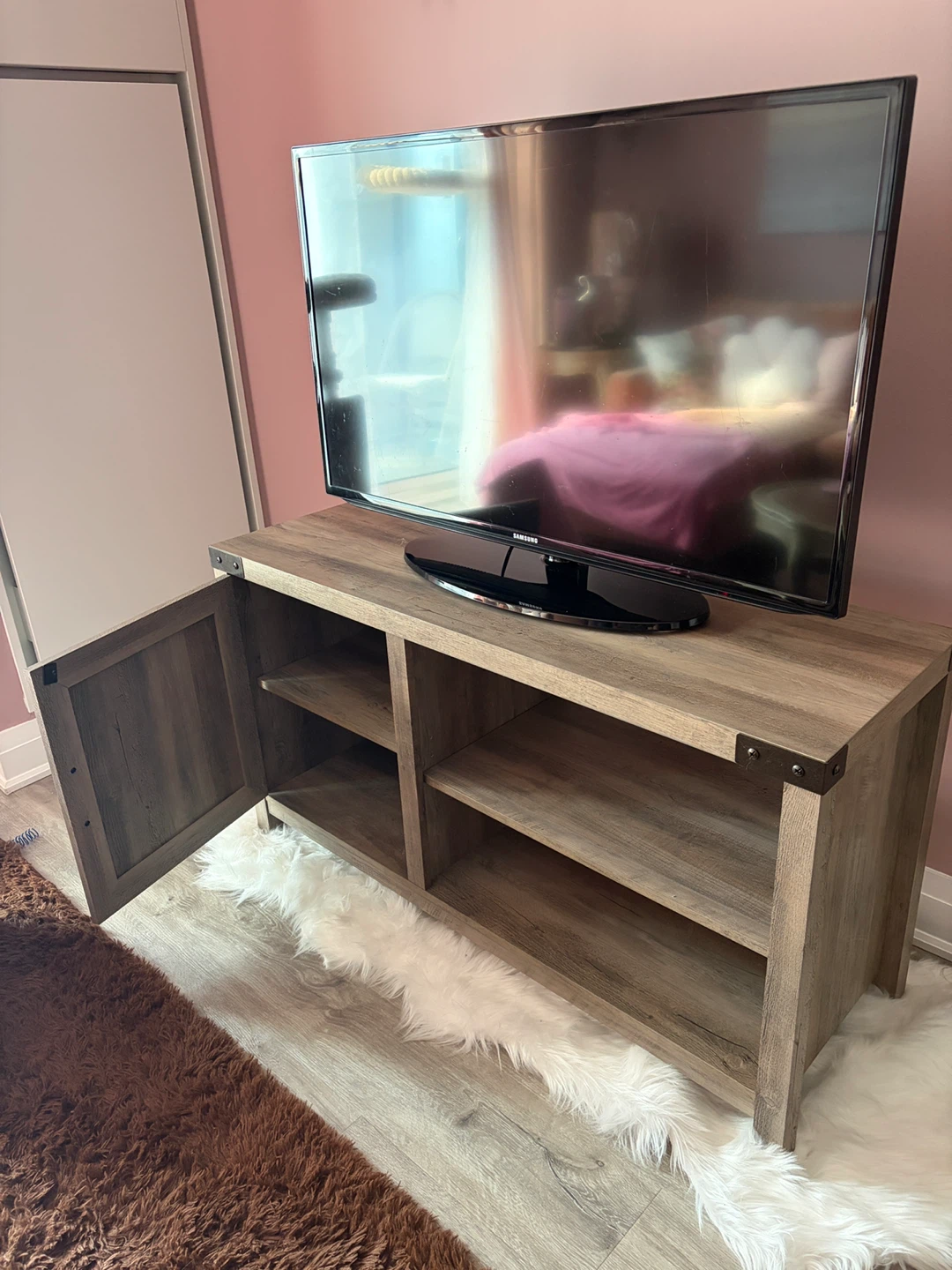 Rustic Farmhouse Barn Door TV Stand - photo 3