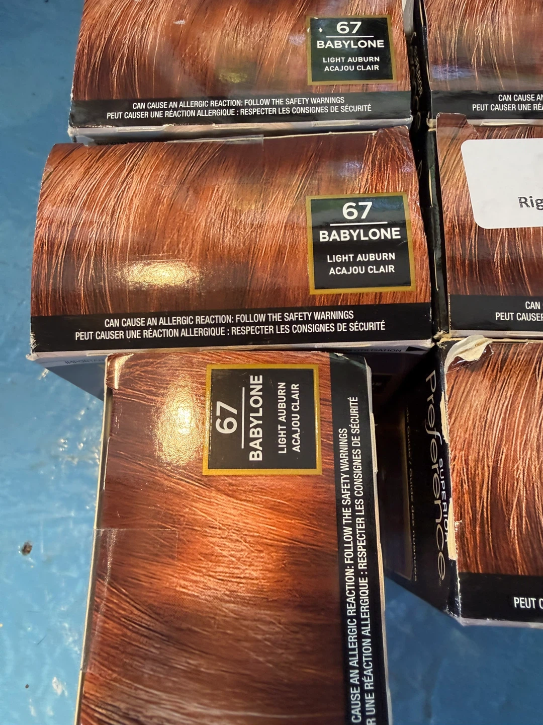 L'Oréal Superior Preference 67 Light Auburn Babylone Hair Colour - photo 2