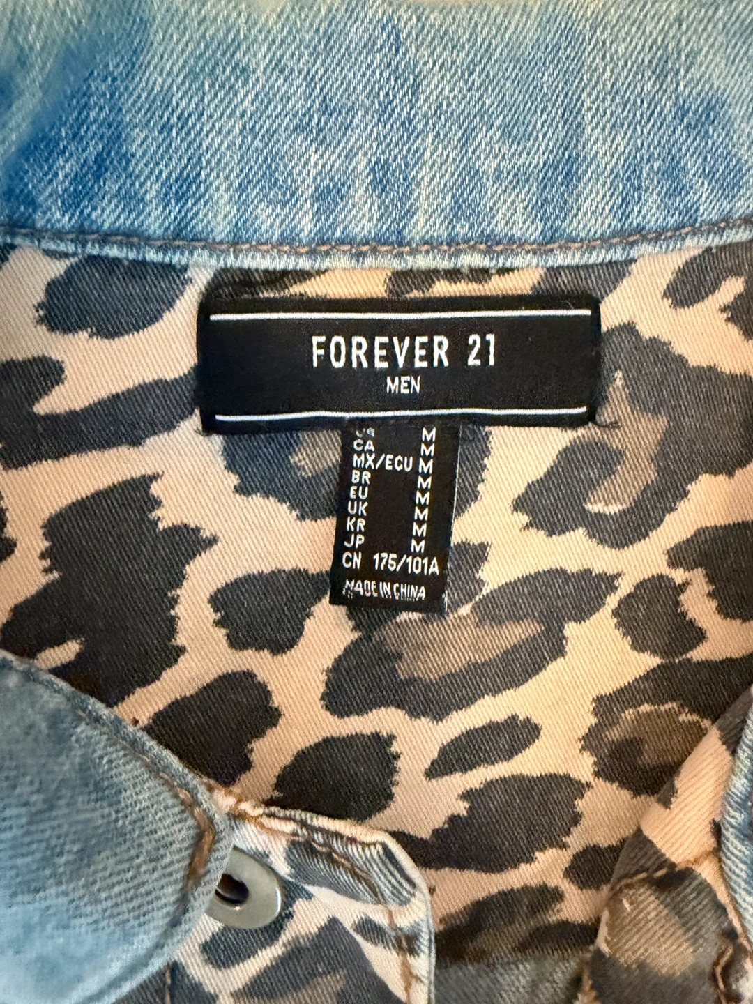 Forever 21 Men's Denim Jacket - Medium - photo 2