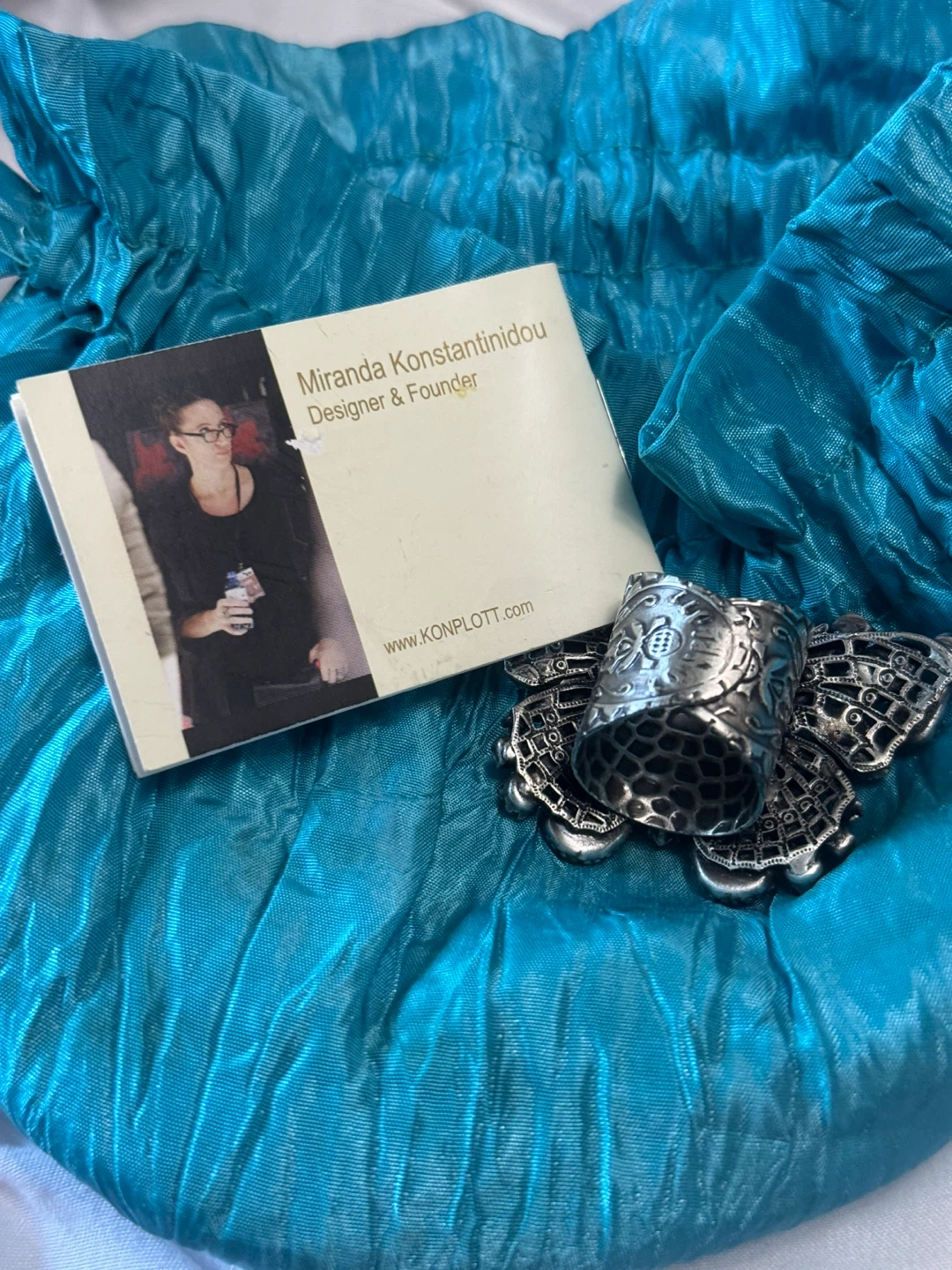 KONPLOTT Butterfly Ring/Scarf Ring - photo 2