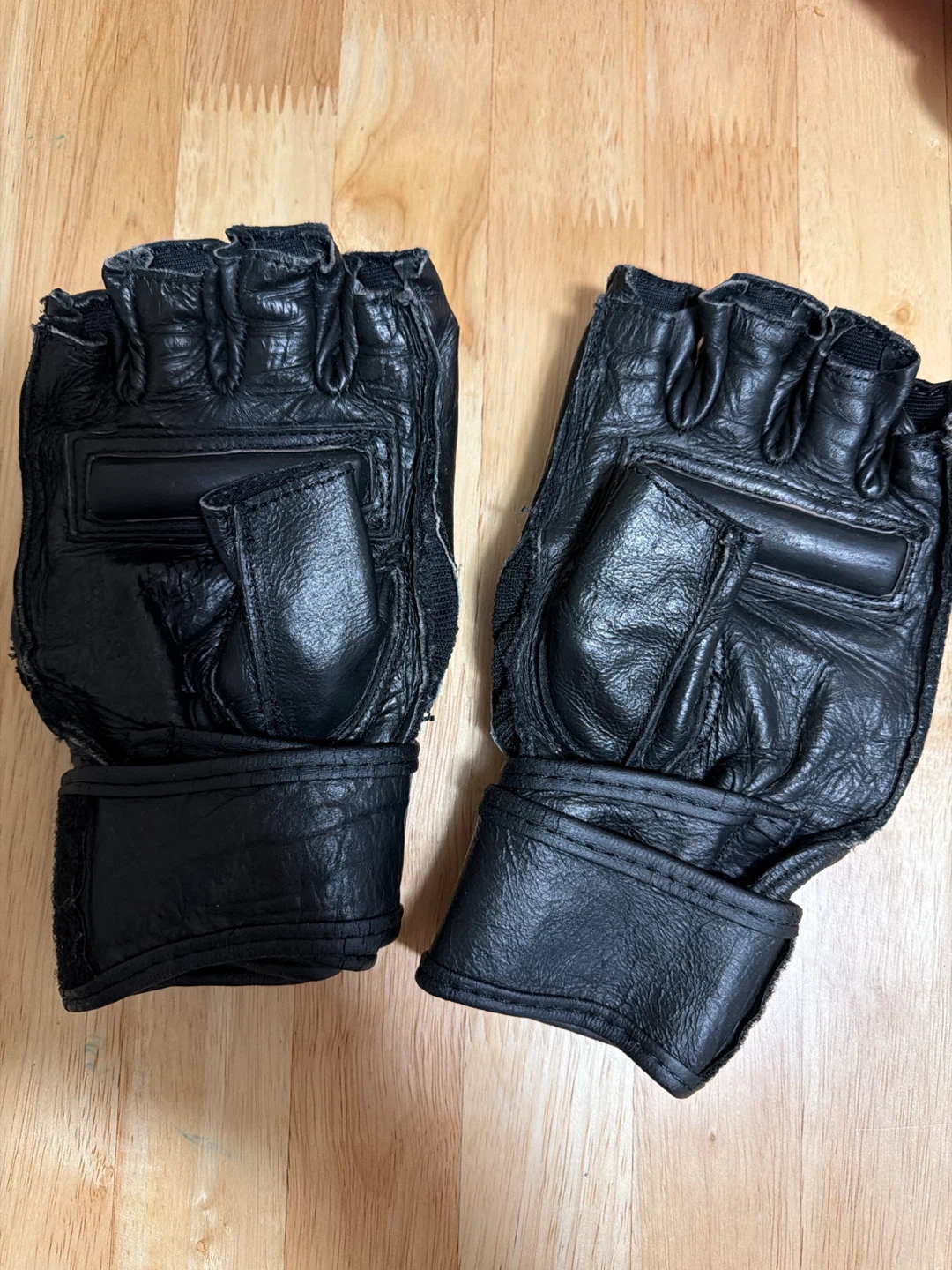 Black MMA Fingerless Gloves - photo 2