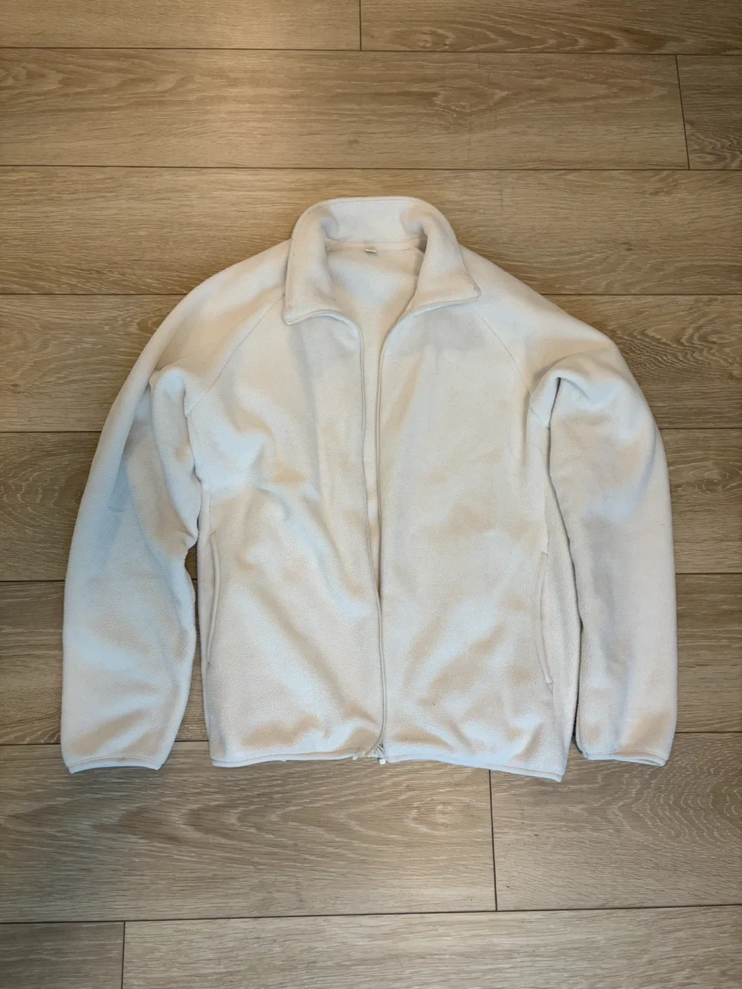 Uniqlo Fleece Jacket - White - L/G
