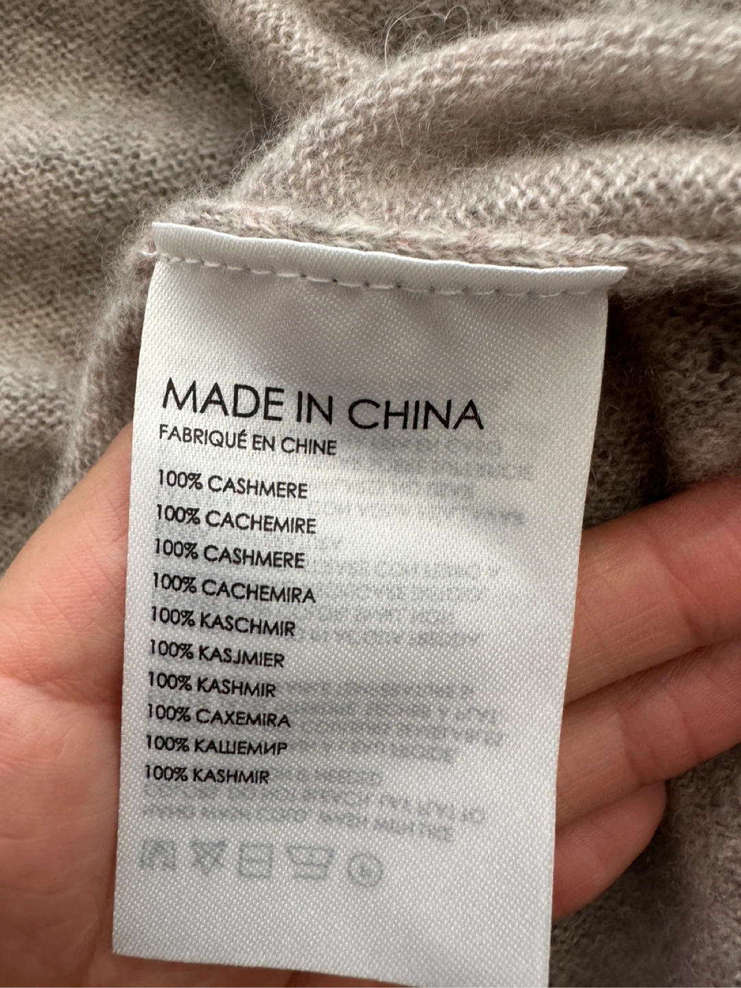 Club Monaco 100% Cashmere Cardigan S/M - photo 3