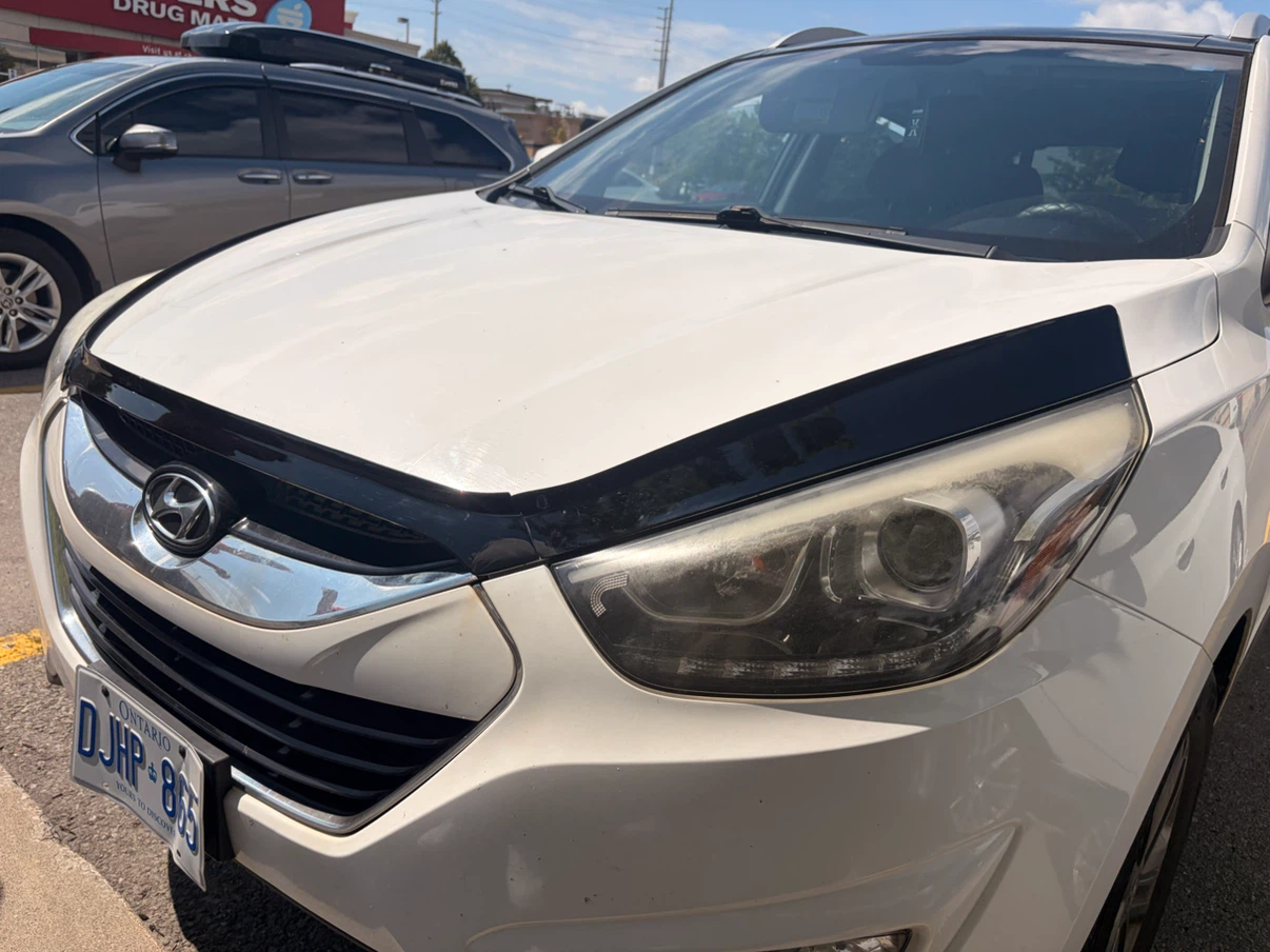 Hyundai Hood Deflector (5 left)