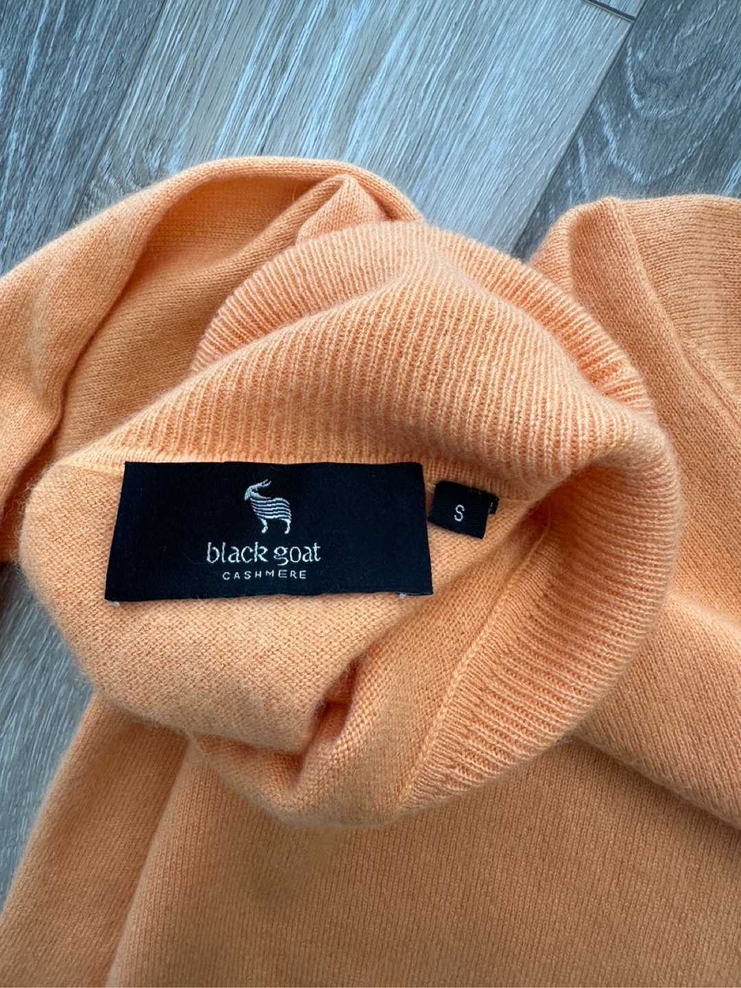 Luxury BLACK GOAT Cashmere Turtleneck Sweater - Size S - photo 5