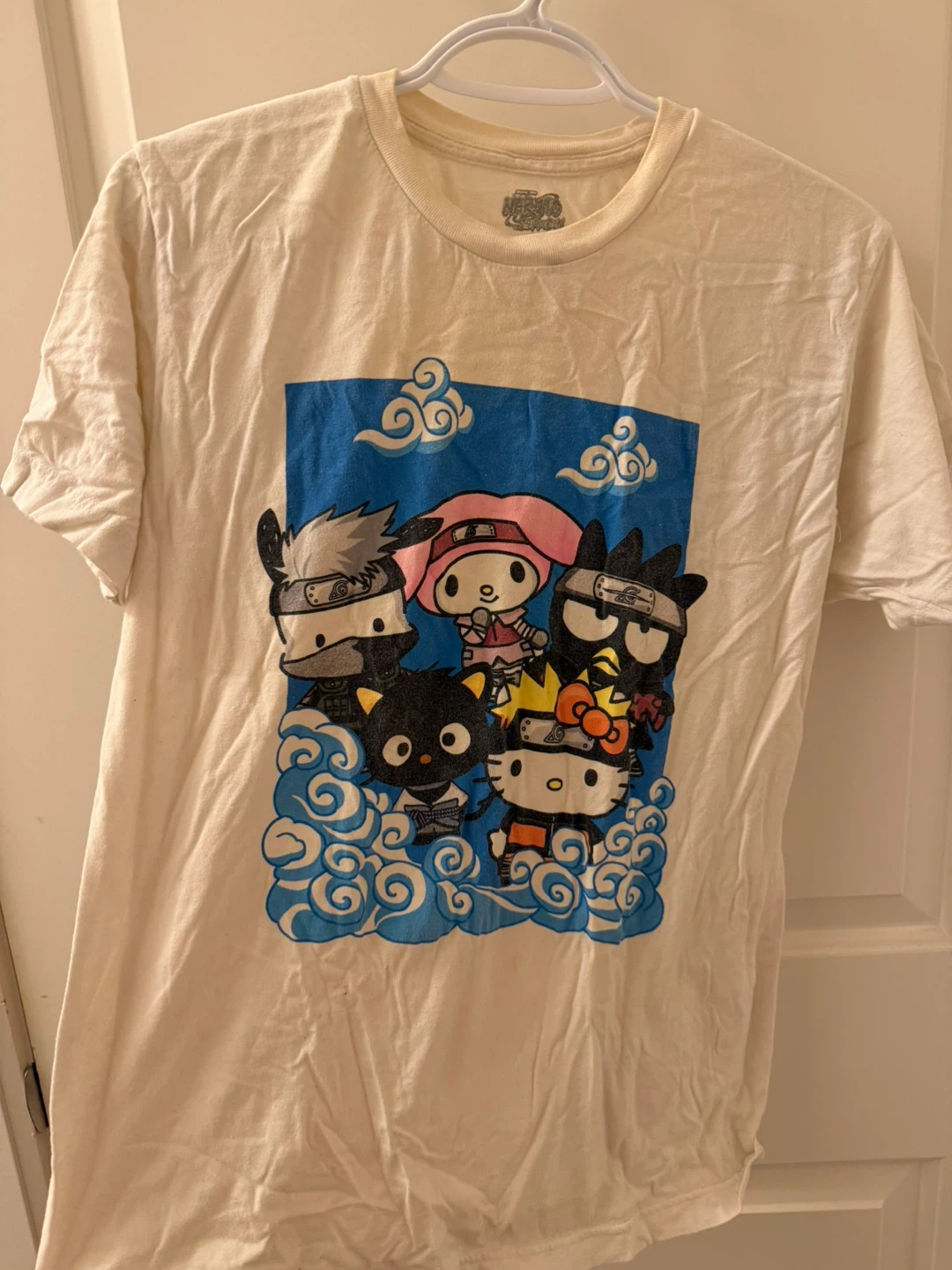 Size M naruto x sanrio shirt