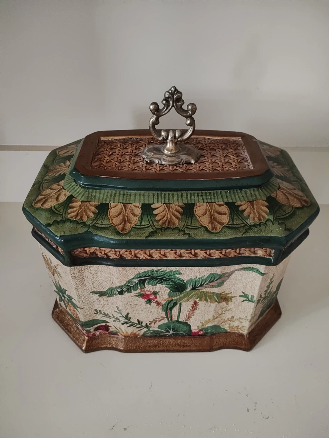 Decorative Storage Box with Lid