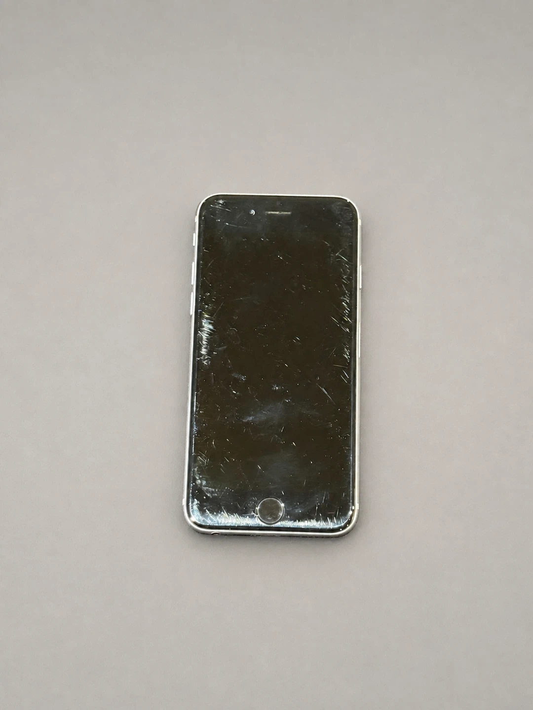 Apple iPhone 6 – Silver - photo 2