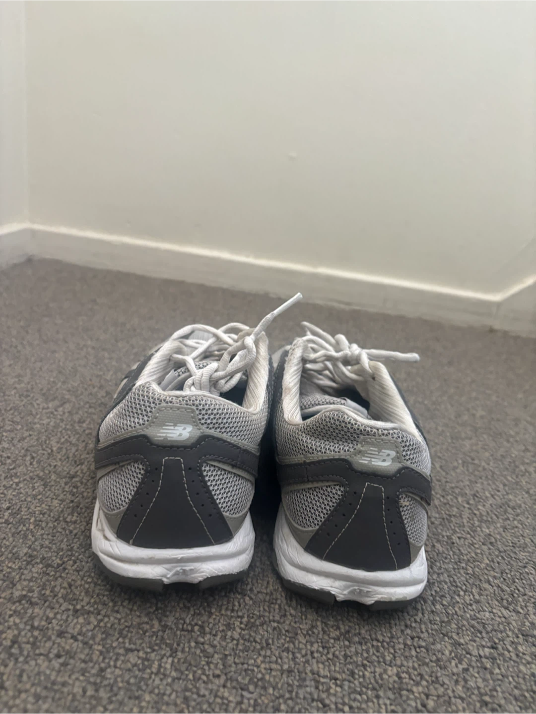 New Balance Running Shoes - Grey