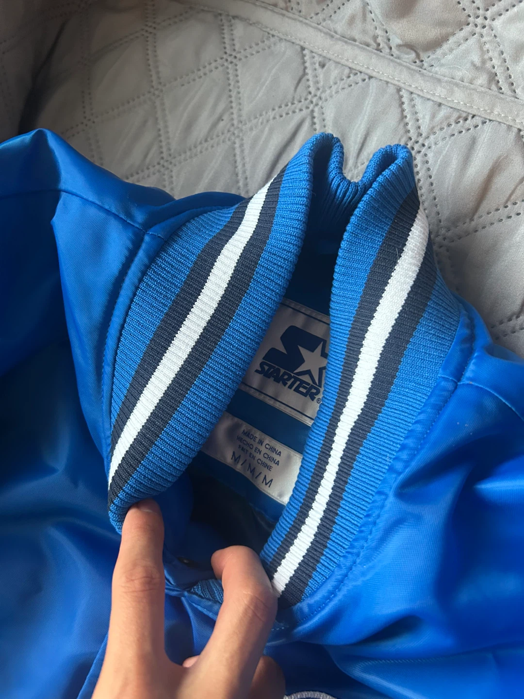 Starter Toronto Blue Jays Satin Bomber Jacket - Medium - photo 3