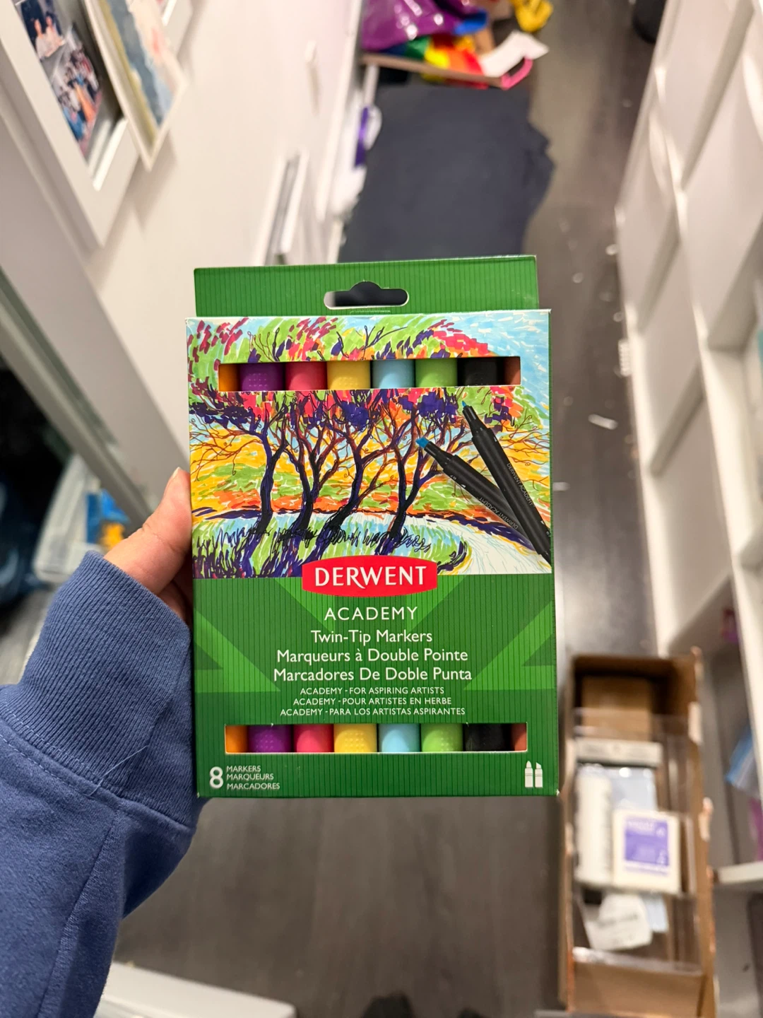 Derwent Academy Twin-Tip Markers - 8 Assorted Colours