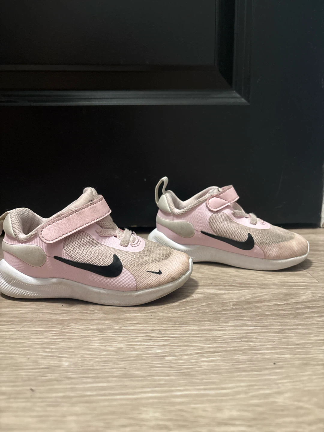 Nike Pink Toddler Running Shoes - photo 2