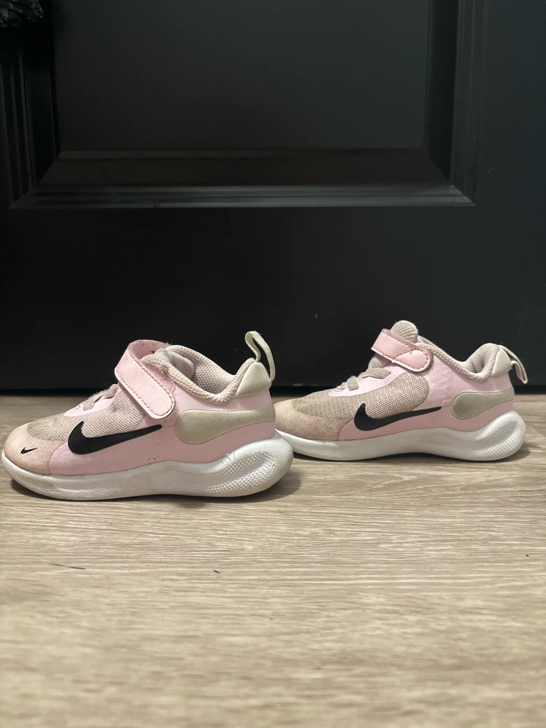 Nike Pink Toddler Running Shoes - photo 3