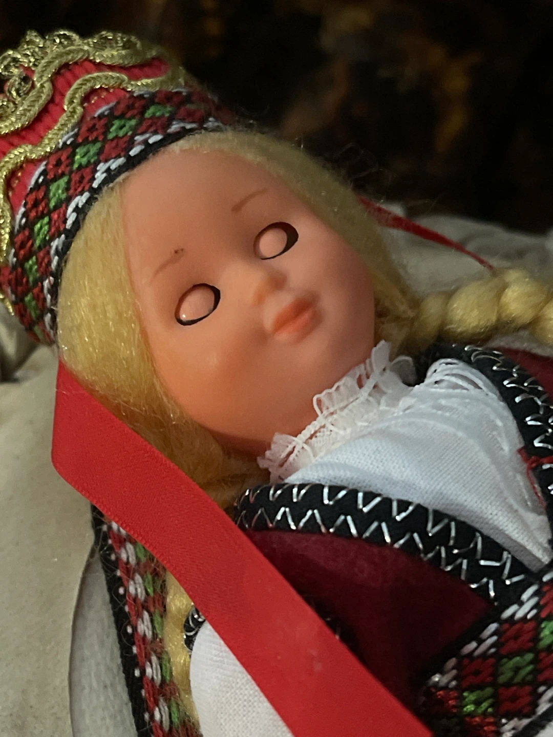 Vintage Folk Costume Doll - photo 3