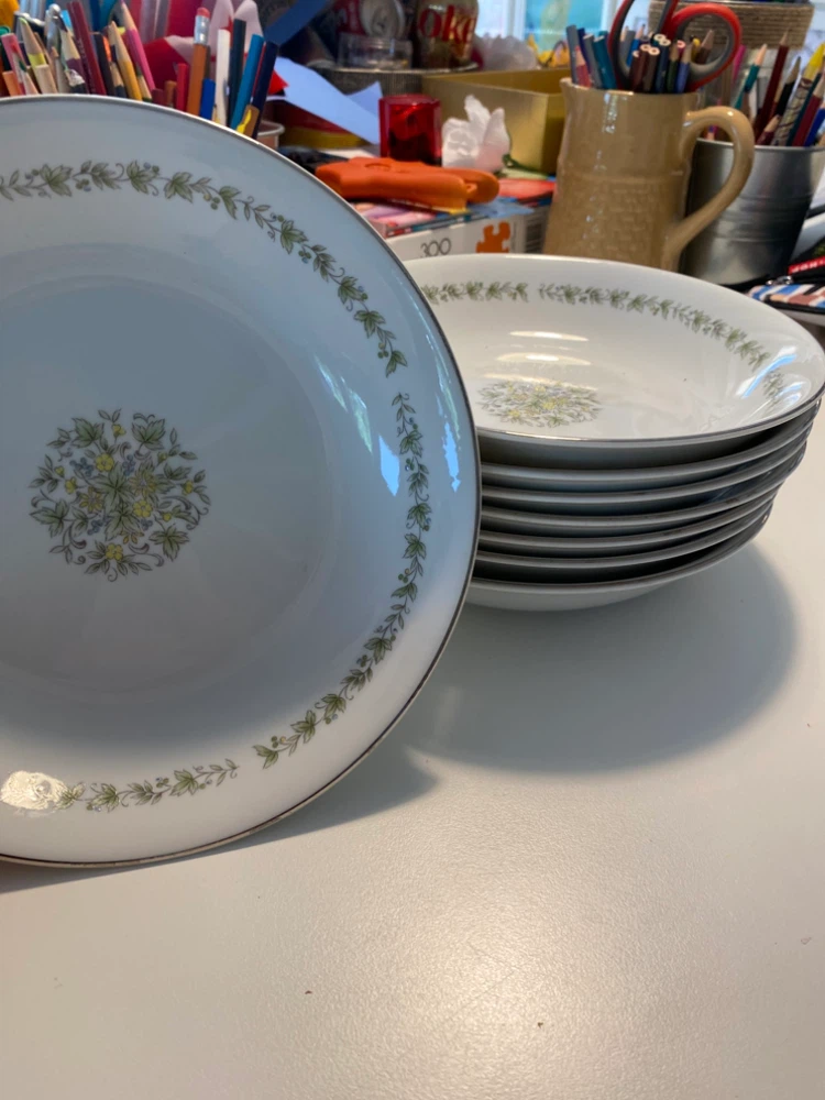 Vintage Floral Dinnerware Set - 40+ Pieces - photo 4