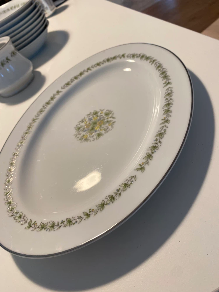 Vintage Floral Dinnerware Set - 40+ Pieces - photo 5