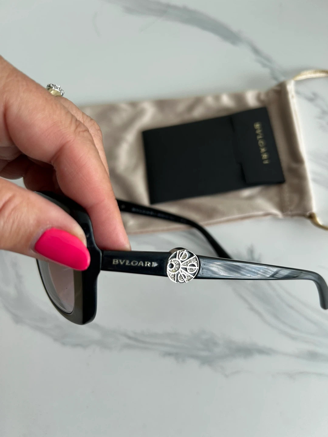 Bvlgari Black Sunglasses with Pouch and Case - photo 4
