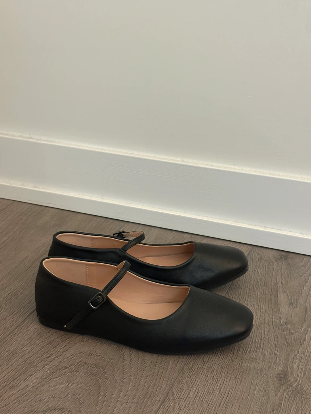 Black Mary Jane Flats (Square Toe) – Size 6 - photo 3