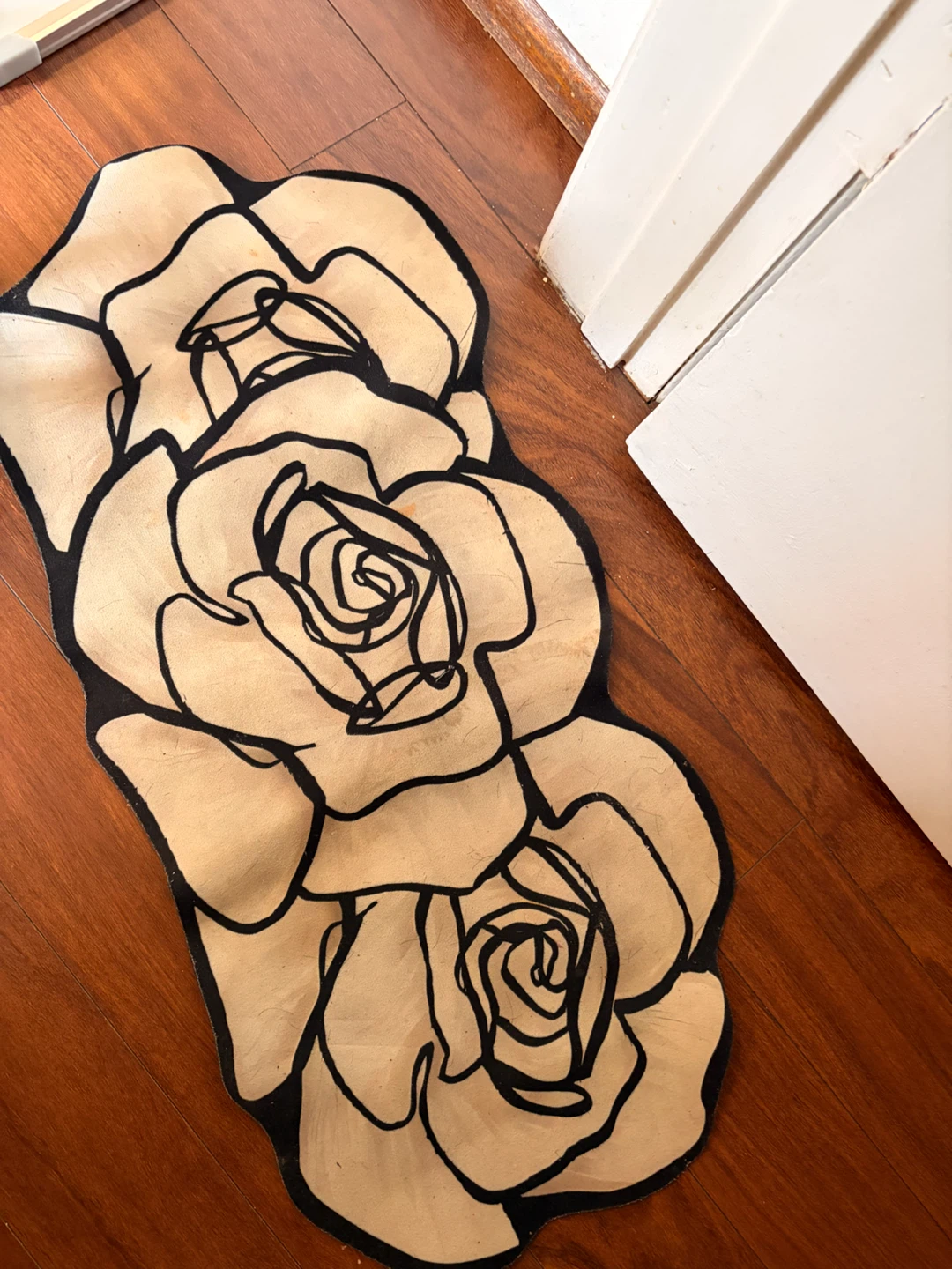 Rose-shaped mat